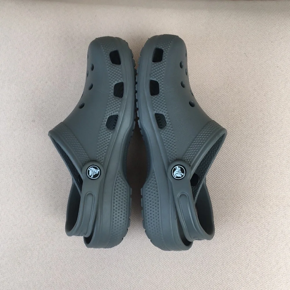 CROCS it says